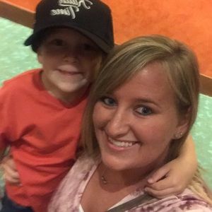 Meet your Posher, Tiffany